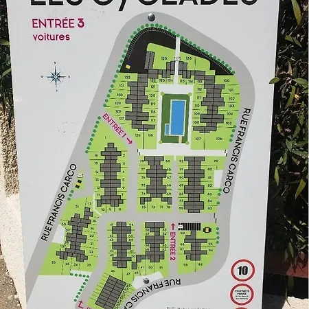 Superbe Pavillon Dans Avec Piscine -parking Privatif -6cyc119 * Saint-Cyprien (Pyrenees-Orientales)