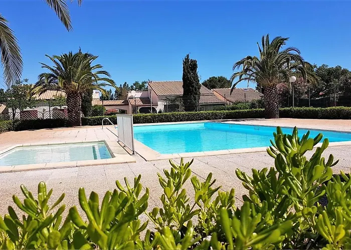 Superbe Pavillon Dans Avec Piscine -parking Privatif -6cyc119 شقة *