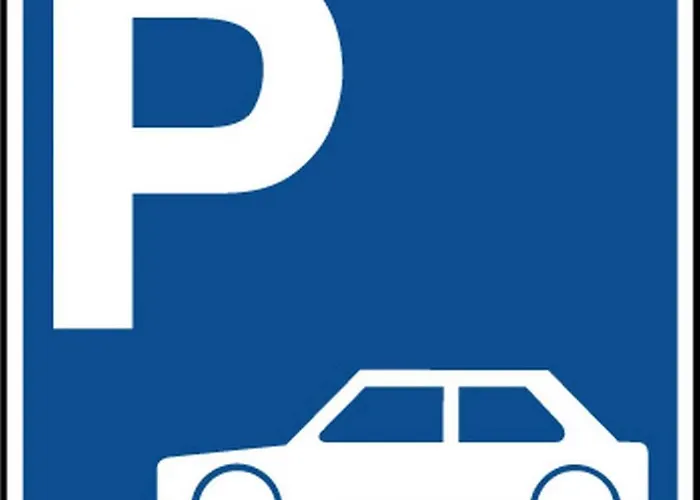 Superbe Pavillon Dans Avec Piscine -parking Privatif -6cyc119 *