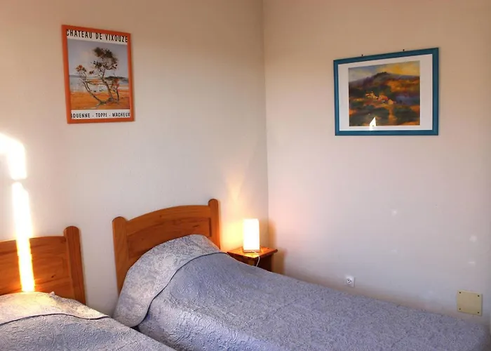 شقة Superbe Pavillon Dans Avec Piscine -parking Privatif -6cyc119 *